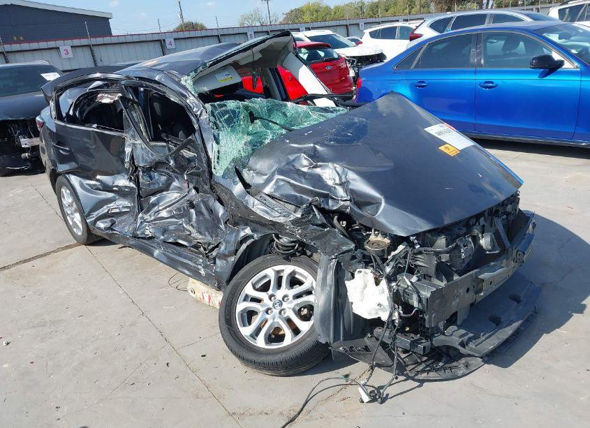 2016 Toyota Scion IA (VIN 3MYDLBZV3GY114837) main photo