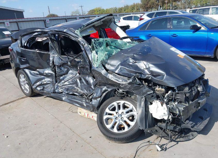 Photo 6 of 2016 Toyota Scion IA (VIN 3MYDLBZV3GY114837)