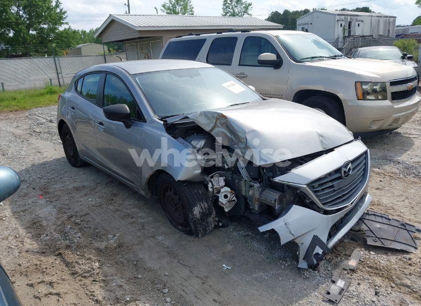 2014 Mazda Mazda3 I SPORT (VIN 3MZBM1K71EM111347) main photo