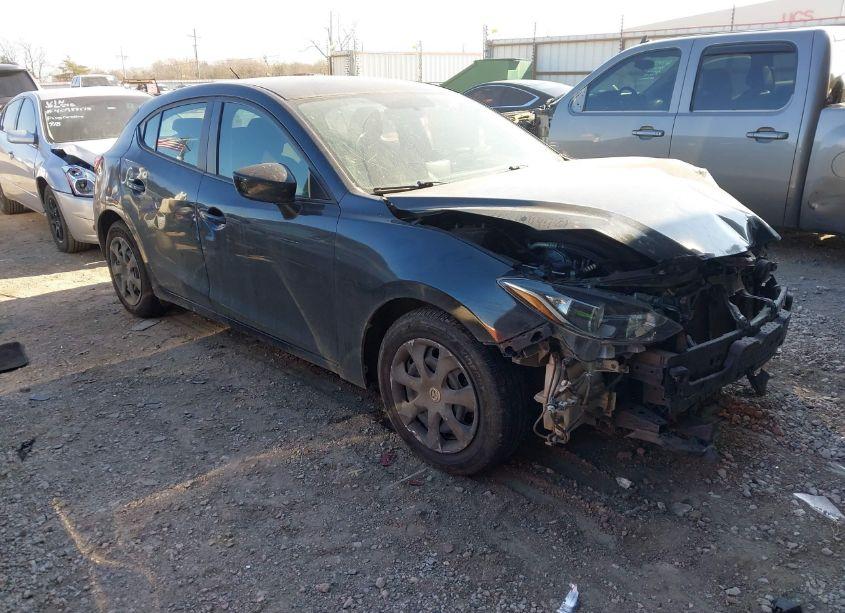 2015 Mazda Mazda3 I SPORT (VIN 3MZBM1K73FM172748) main photo