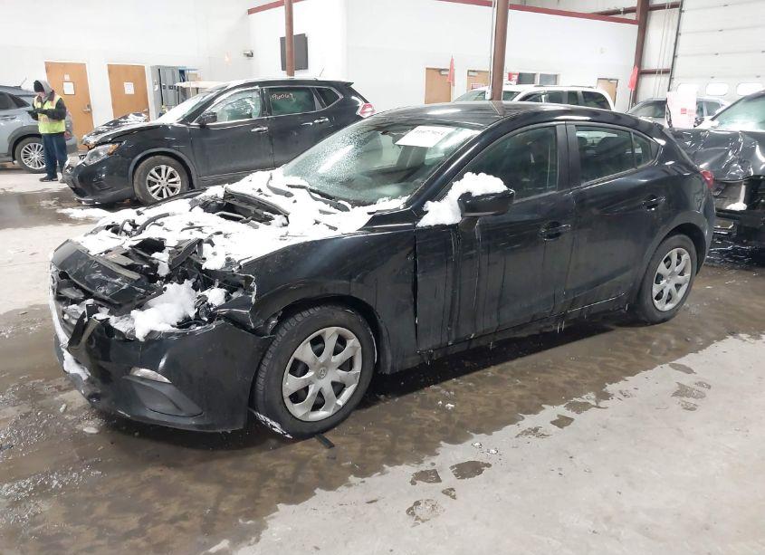 Photo 2 of 2015 Mazda Mazda3 I SPORT (VIN 3MZBM1K77FM155953)