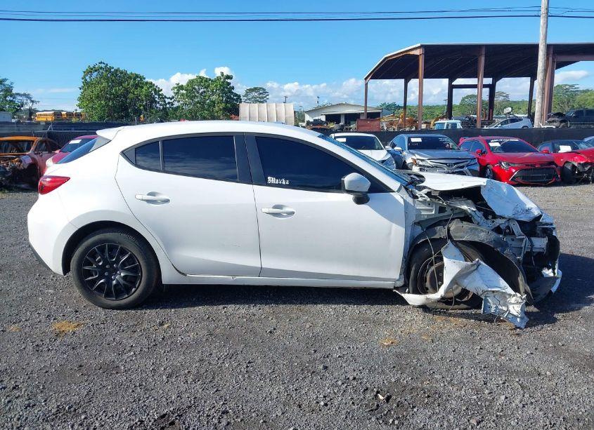 Photo 13 of 2015 Mazda Mazda3 (VIN 3MZBM1K78FM218378)
