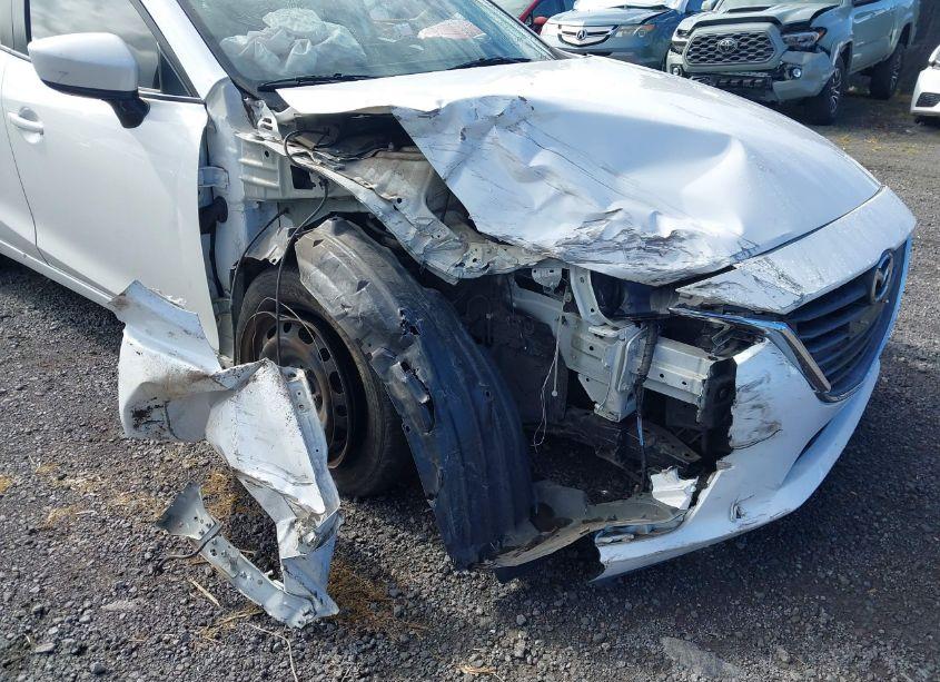 Photo 6 of 2015 Mazda Mazda3 (VIN 3MZBM1K78FM218378)