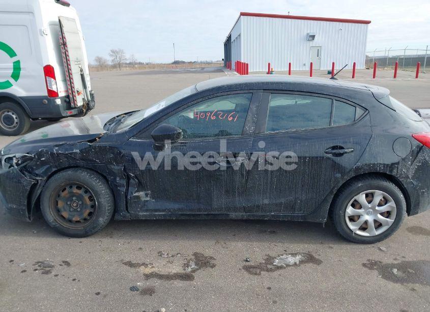 Photo 14 of 2015 Mazda Mazda3 I SPORT (VIN 3MZBM1K7XFM197419)