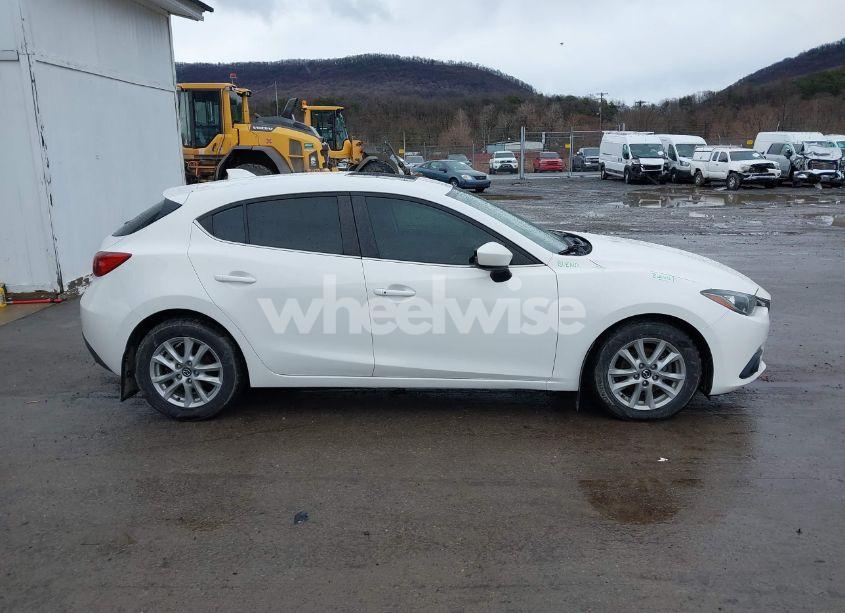 Photo 13 of 2015 Mazda Mazda3 I TOURING (VIN 3MZBM1L70FM152486)