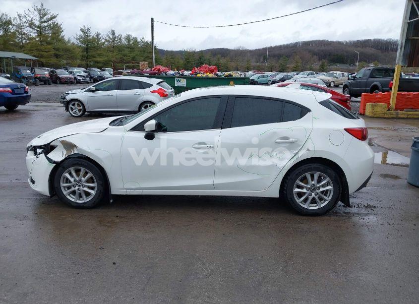 Photo 14 of 2015 Mazda Mazda3 I TOURING (VIN 3MZBM1L70FM152486)