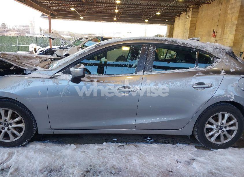 Photo 14 of 2015 Mazda Mazda3 I TOURING (VIN 3MZBM1L71FM188994)