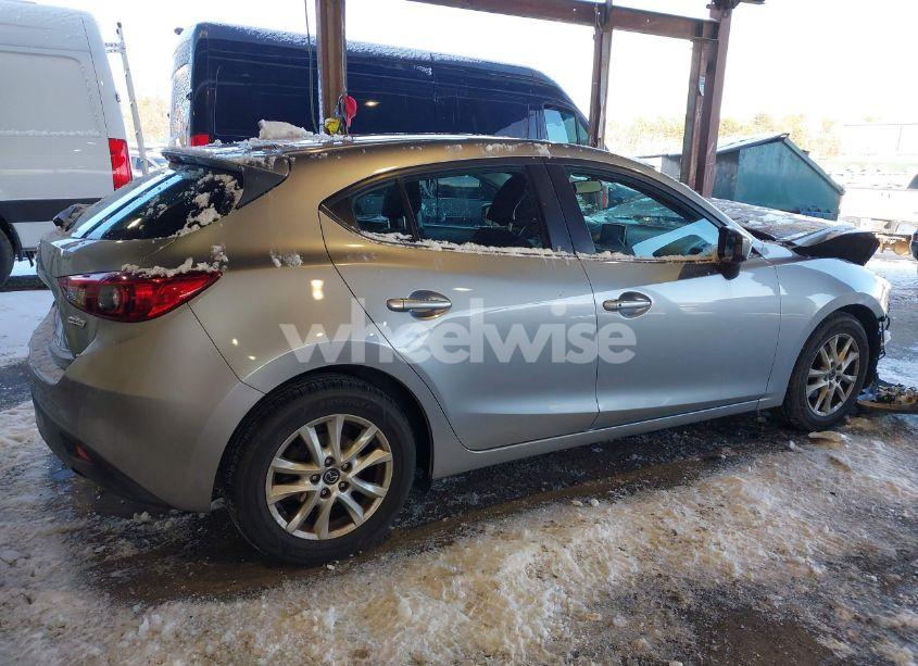 Photo 4 of 2015 Mazda Mazda3 I TOURING (VIN 3MZBM1L71FM188994)