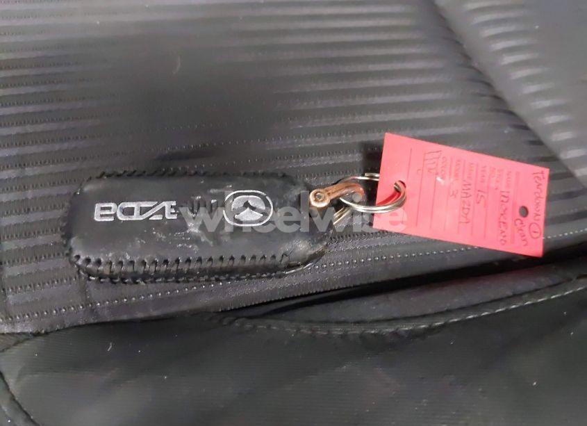 Photo 11 of 2015 Mazda Mazda3 I TOURING (VIN 3MZBM1L76FM178980)