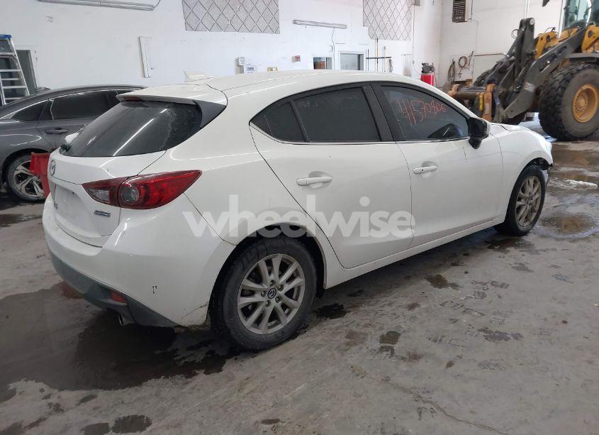 Photo 4 of 2015 Mazda Mazda3 I TOURING (VIN 3MZBM1L76FM178980)