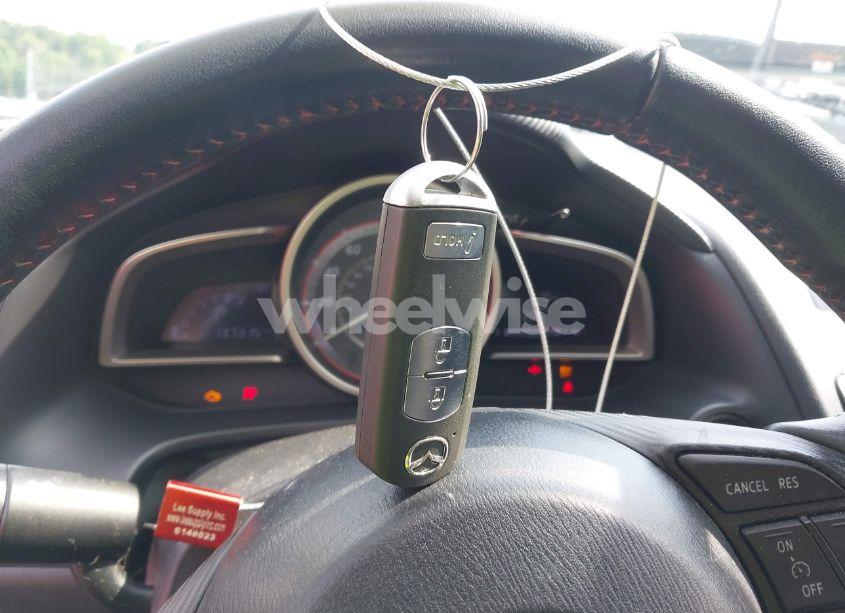 Photo 11 of 2014 Mazda Mazda3 I TOURING (VIN 3MZBM1L79EM110025)