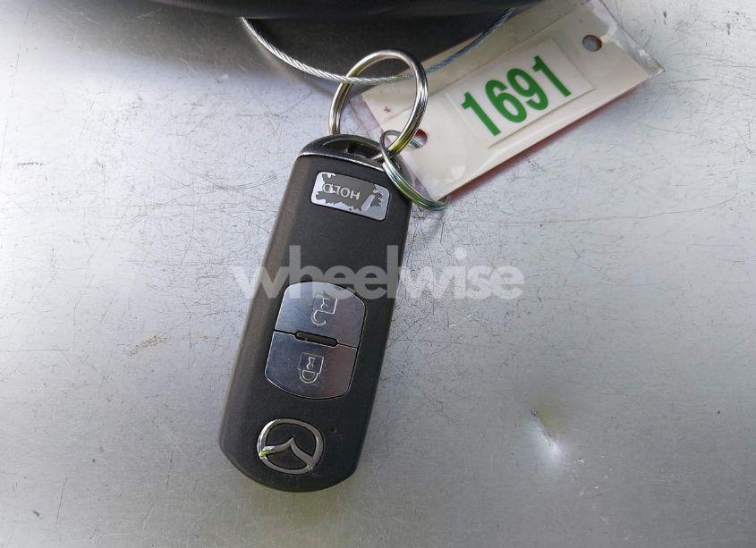 Photo 11 of 2015 Mazda Mazda3 I TOURING (VIN 3MZBM1L79FM169352)