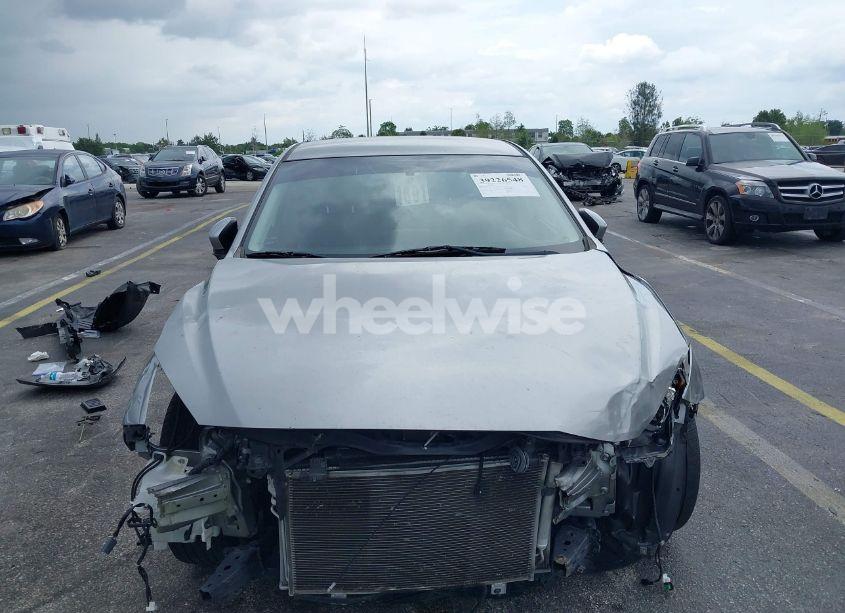 Photo 6 of 2015 Mazda Mazda3 I TOURING (VIN 3MZBM1L79FM169352)