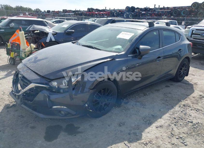 Photo 2 of 2015 Mazda Mazda3 I TOURING (VIN 3MZBM1L7XFM154410)