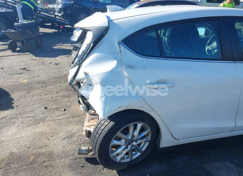 Photo 18 of 2015 Mazda Mazda3 I GRAND TOURING (VIN 3MZBM1M73FM181995)