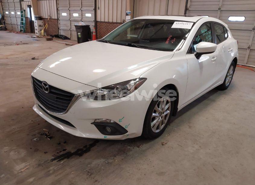 Photo 2 of 2016 Mazda Mazda3 I GRAND TOURING (VIN 3MZBM1N77GM240949)