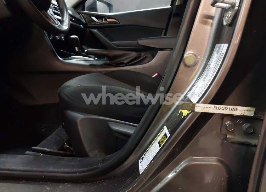 Photo 6 of 2016 Mazda Mazda3 I SPORT (VIN 3MZBM1T7XGM323942)