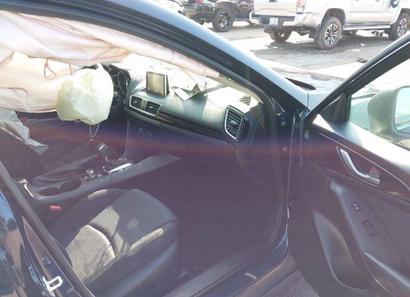 Photo 5 of 2016 Mazda Mazda3 I SPORT (VIN 3MZBM1U70GM325908)