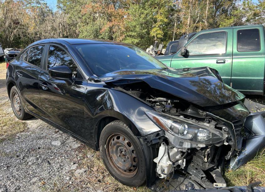 2015 Mazda Mazda3 I SPORT (VIN 3MZBM1U71FM167402) main photo
