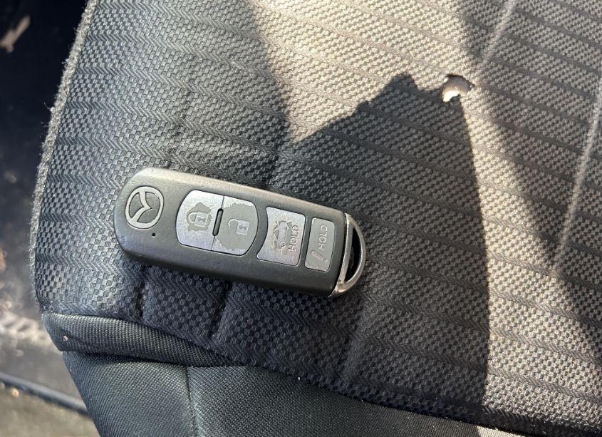 Photo 11 of 2015 Mazda Mazda3 I SPORT (VIN 3MZBM1U71FM167402)