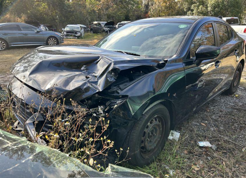 Photo 2 of 2015 Mazda Mazda3 I SPORT (VIN 3MZBM1U71FM167402)