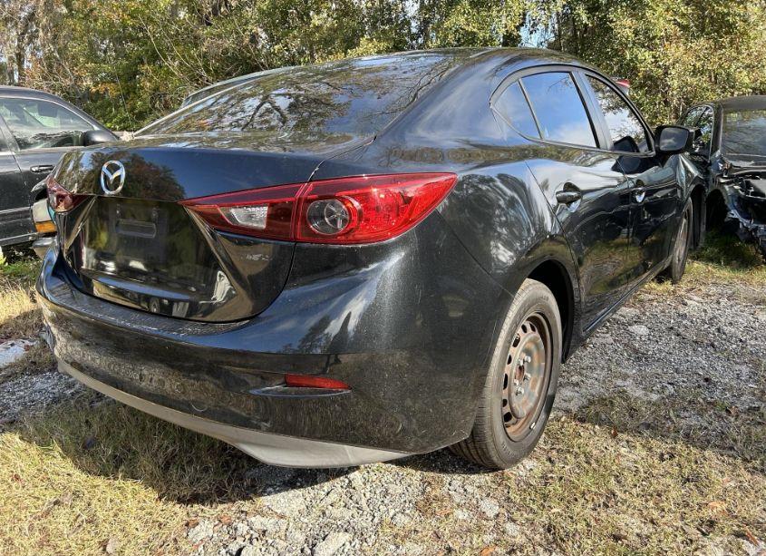 Photo 4 of 2015 Mazda Mazda3 I SPORT (VIN 3MZBM1U71FM167402)