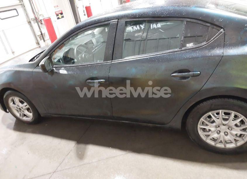 Photo 14 of 2015 Mazda Mazda3 I SPORT (VIN 3MZBM1U71FM171112)