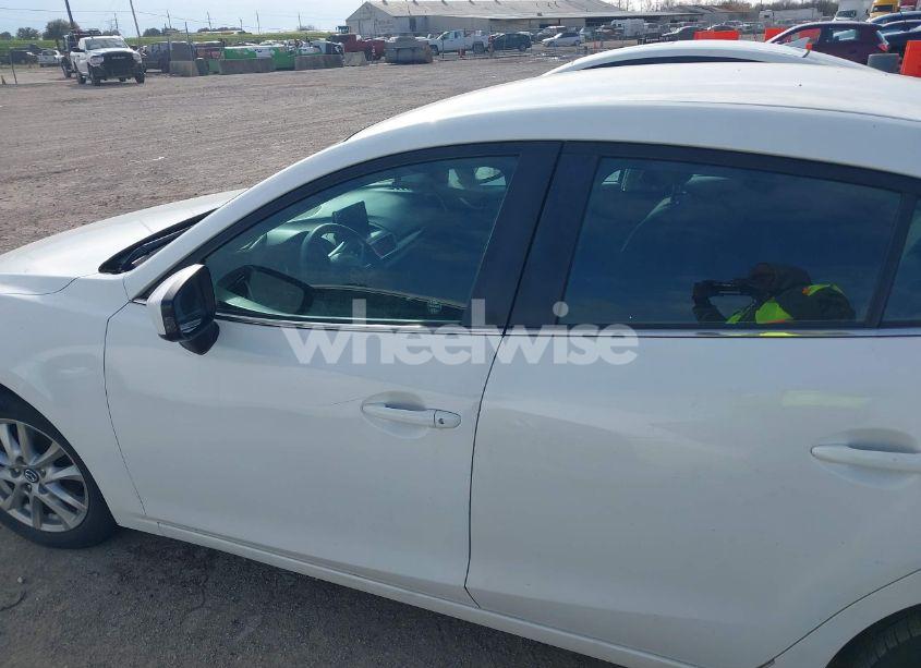 Photo 14 of 2016 Mazda Mazda3 I SPORT (VIN 3MZBM1U71GM260938)