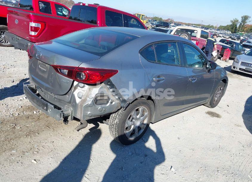 Photo 4 of 2015 Mazda Mazda3 I SPORT (VIN 3MZBM1U72FM148289)
