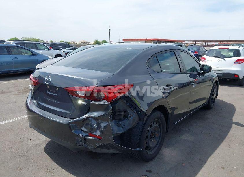 Photo 4 of 2015 Mazda Mazda3 I SPORT (VIN 3MZBM1U73FM190390)