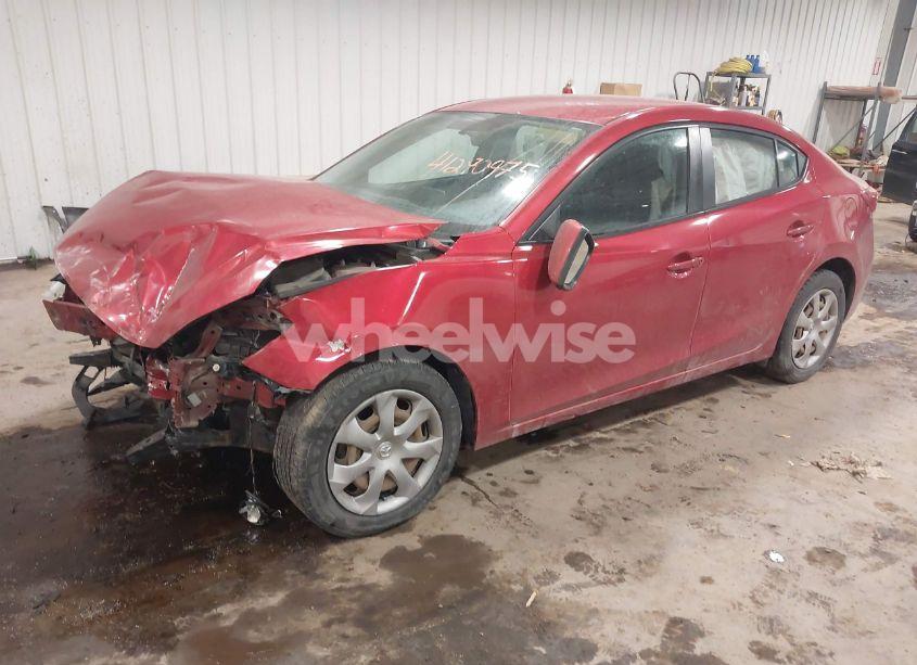 Photo 2 of 2015 Mazda Mazda3 I SPORT (VIN 3MZBM1U74FM125175)