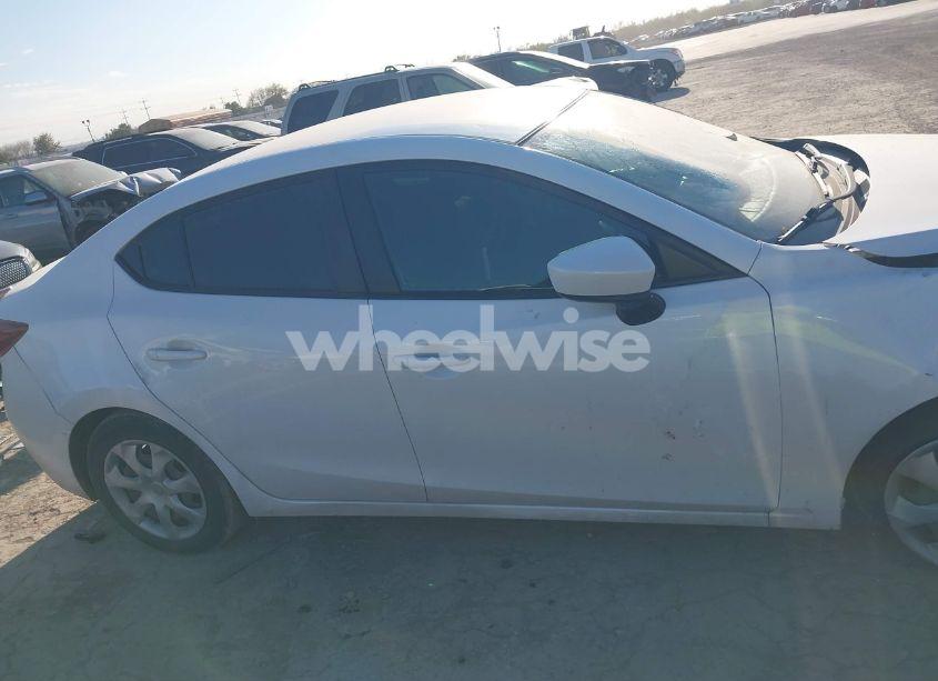 Photo 13 of 2015 Mazda Mazda3 I SPORT (VIN 3MZBM1U74FM210940)