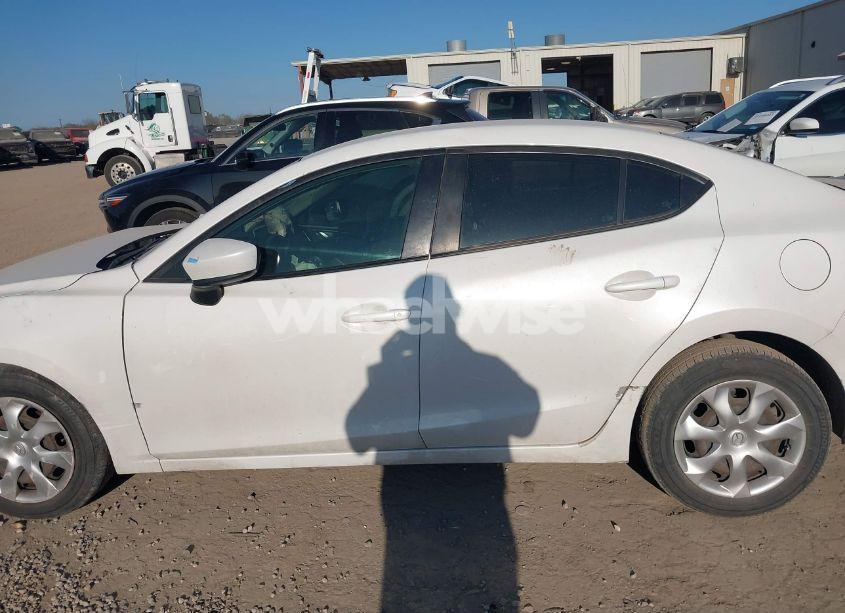 Photo 14 of 2015 Mazda Mazda3 I SPORT (VIN 3MZBM1U74FM210940)