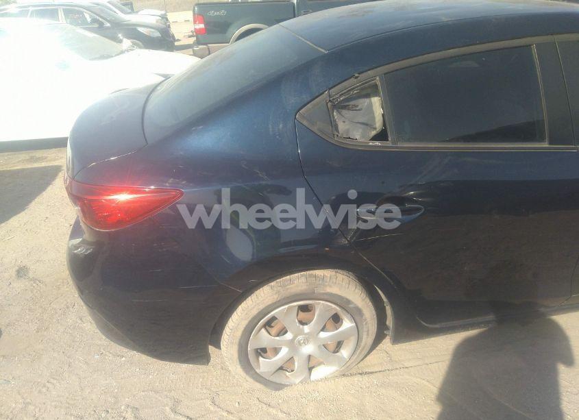 Photo 6 of 2015 Mazda Mazda3 I SPORT (VIN 3MZBM1U75FM166351)