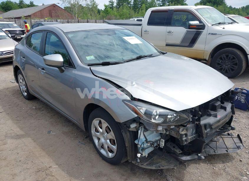 2015 Mazda Mazda3 I SPORT (VIN 3MZBM1U75FM192965) main photo