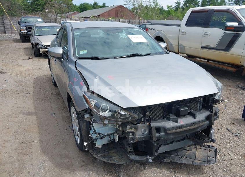 Photo 12 of 2015 Mazda Mazda3 I SPORT (VIN 3MZBM1U75FM192965)