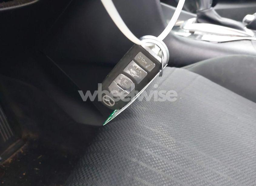 Photo 11 of 2015 Mazda Mazda3 I SPORT (VIN 3MZBM1U75FM207562)