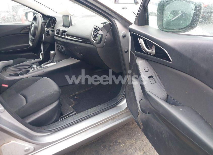 Photo 5 of 2015 Mazda Mazda3 I SPORT (VIN 3MZBM1U75FM207562)