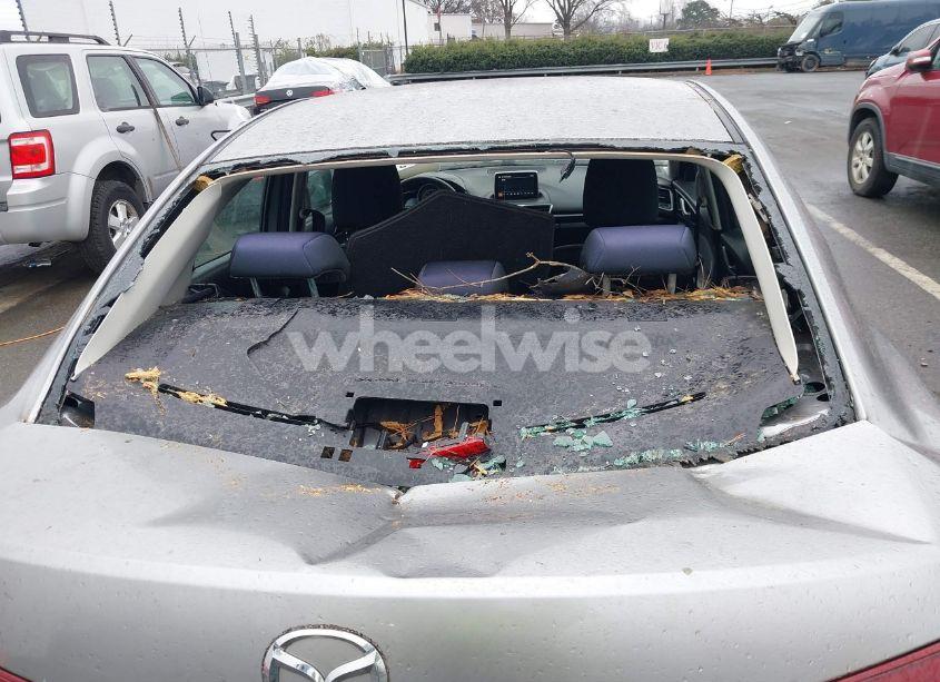 Photo 6 of 2015 Mazda Mazda3 I SPORT (VIN 3MZBM1U75FM207562)