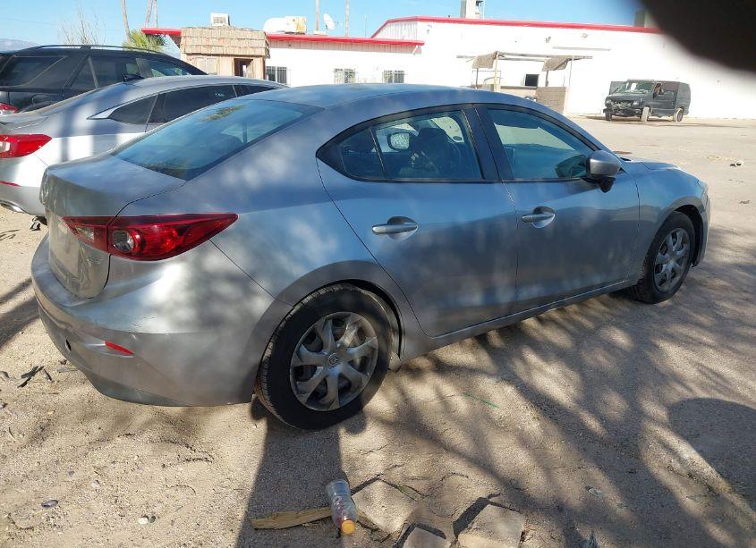 Photo 4 of 2015 Mazda Mazda3 I SPORT (VIN 3MZBM1U78FM157238)