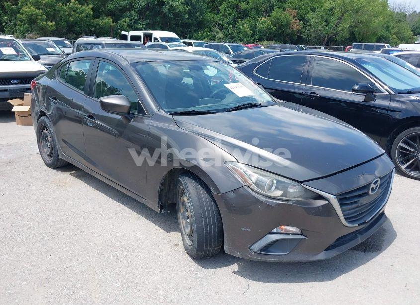 2015 Mazda Mazda3 I SPORT (VIN 3MZBM1U79FM158155) main photo