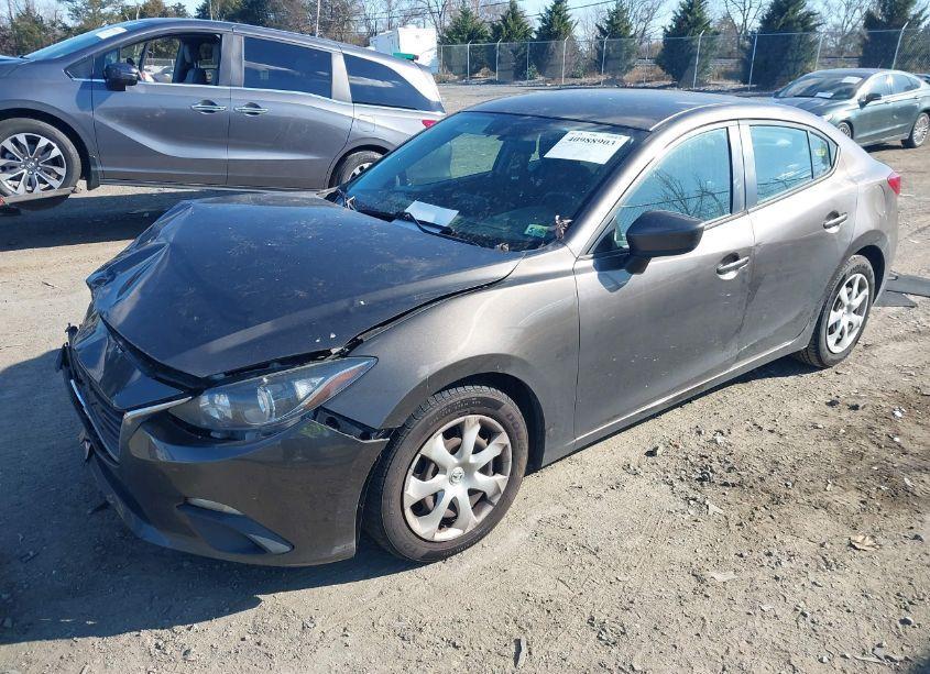 Photo 2 of 2015 Mazda Mazda3 I SPORT (VIN 3MZBM1U7XFM180679)