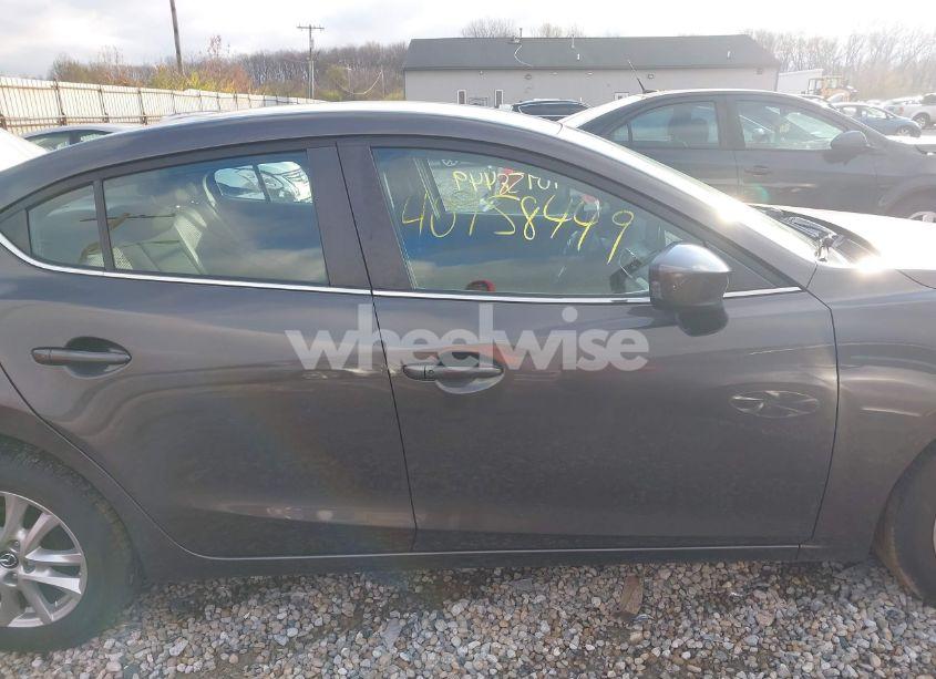 Photo 13 of 2015 Mazda Mazda3 I TOURING (VIN 3MZBM1V71FM226527)