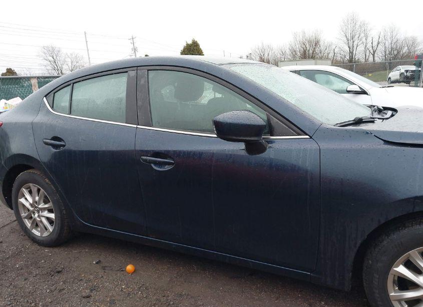 Photo 13 of 2015 Mazda Mazda3 I TOURING (VIN 3MZBM1V74FM130018)