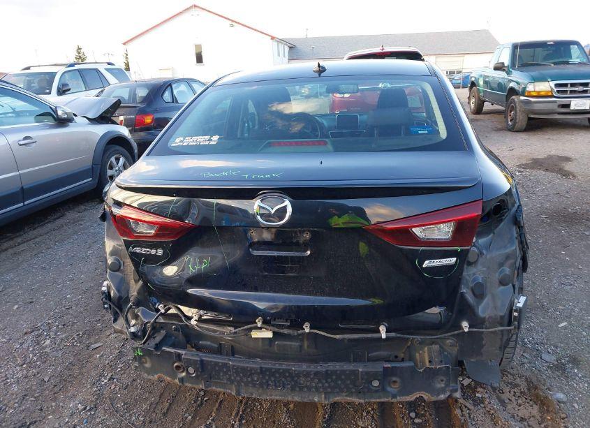 Photo 16 of 2016 Mazda Mazda3 I TOURING (VIN 3MZBM1W70GM252164)