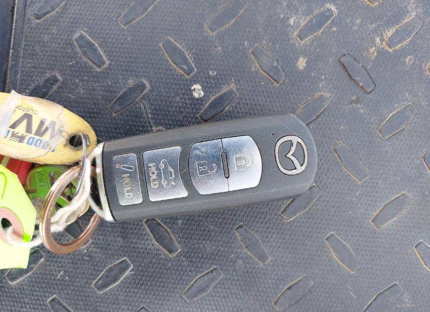 Photo 11 of 2016 Mazda Mazda3 I TOURING (VIN 3MZBM1W70GM273130)