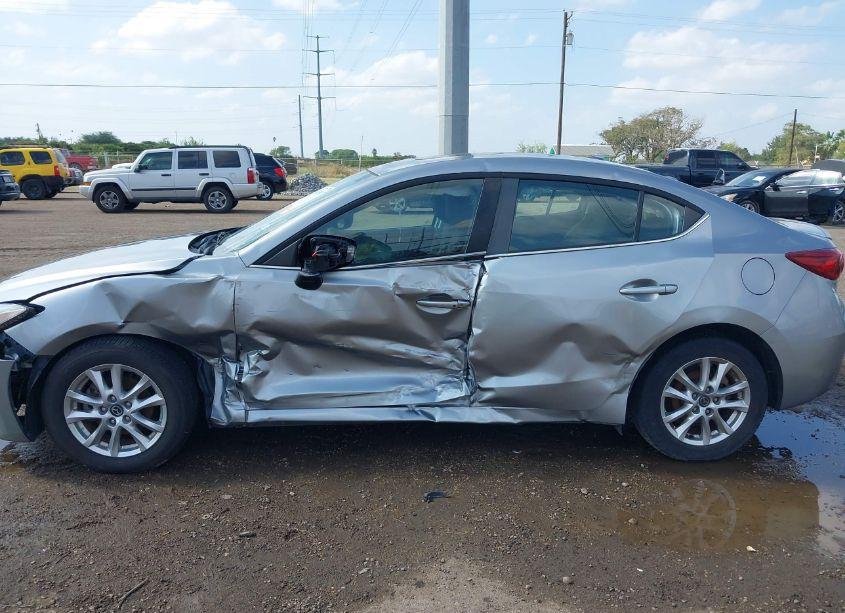 Photo 14 of 2016 Mazda Mazda3 I TOURING (VIN 3MZBM1W70GM273130)