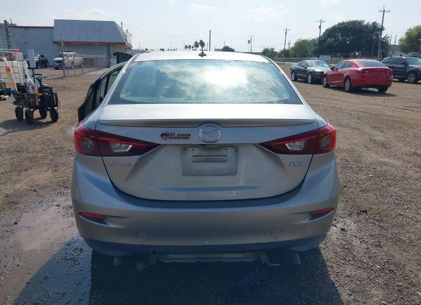 Photo 16 of 2016 Mazda Mazda3 I TOURING (VIN 3MZBM1W70GM273130)
