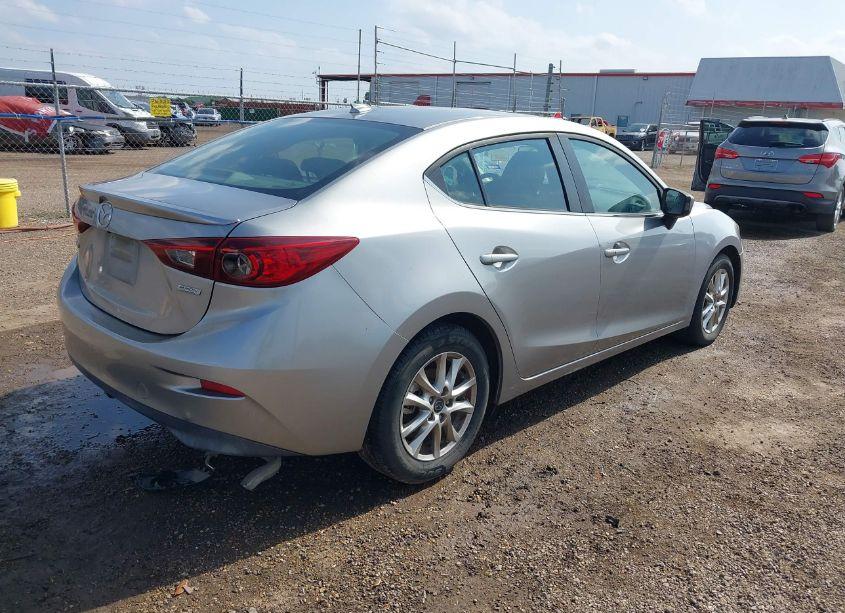 Photo 4 of 2016 Mazda Mazda3 I TOURING (VIN 3MZBM1W70GM273130)