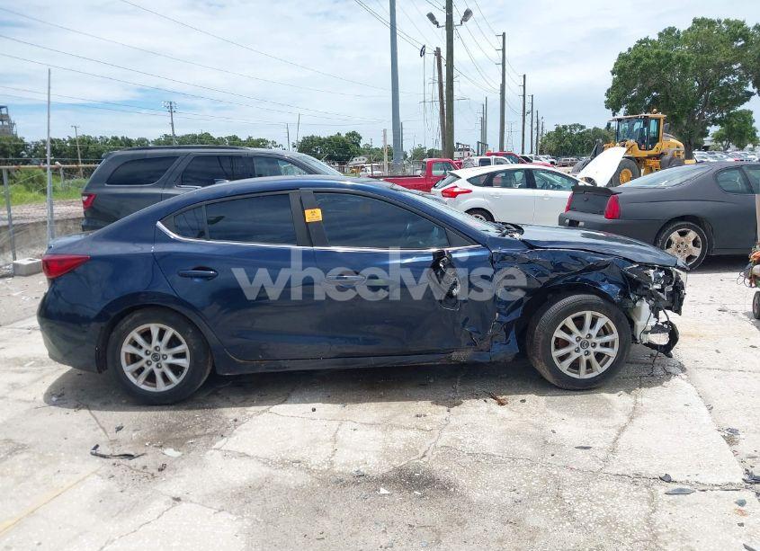 Photo 13 of 2015 Mazda Mazda3 I GRAND TOURING (VIN 3MZBM1W7XFM159523)
